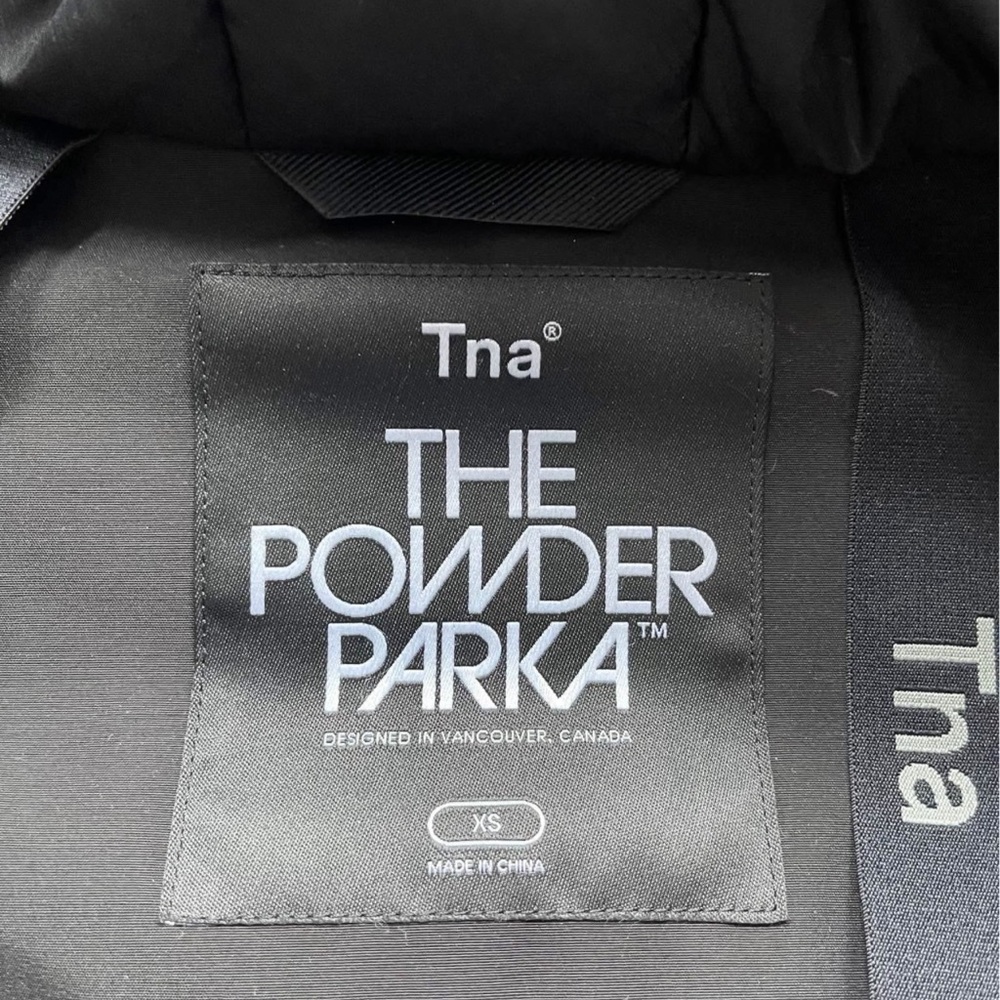 Aritzia Tna Powder Parka - Black